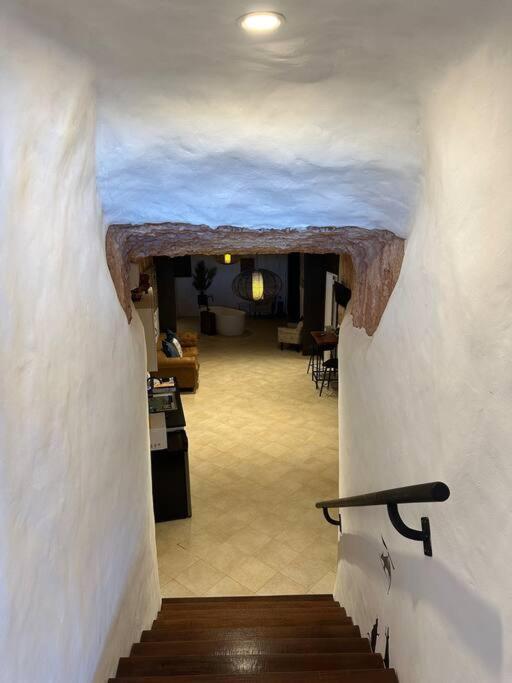 Appartamento Cozy Cave Coober Pedy Esterno foto