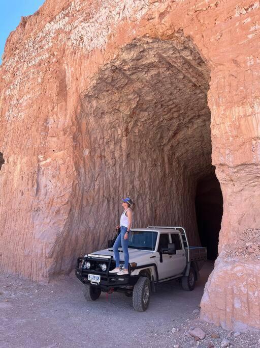 Appartamento Cozy Cave Coober Pedy Esterno foto